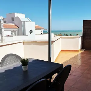 Apartamento Atico En Pimera Linea De Playa, Roquetas de Mar